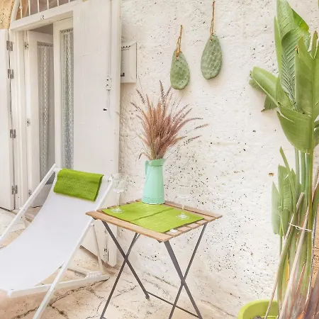 Vecchia Apartment Bari