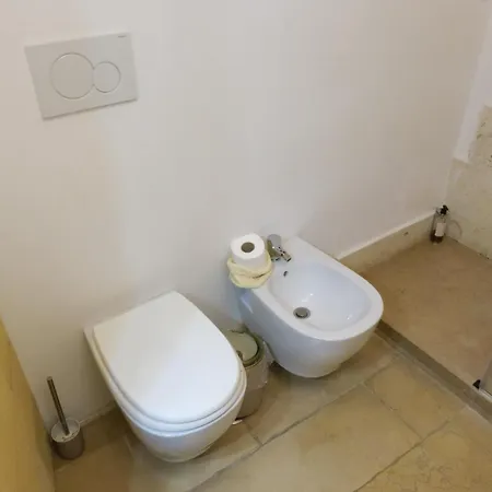Vecchia *